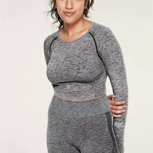 PINK Cropped Activewear Top Size Large